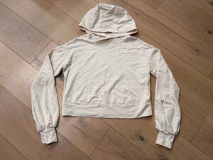 Alo Yoga Bone Cream Muse Hoodie Cropped Balloon Sleeve Pullover